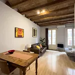 Ferienwohnung Fuer 3 Personen Ca 40 Qm In Barcelona-Gracia, Costa Brava Costa Del Maresme