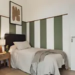 Reis - 3 Bedrooms And Balcony In Vila De Gracia