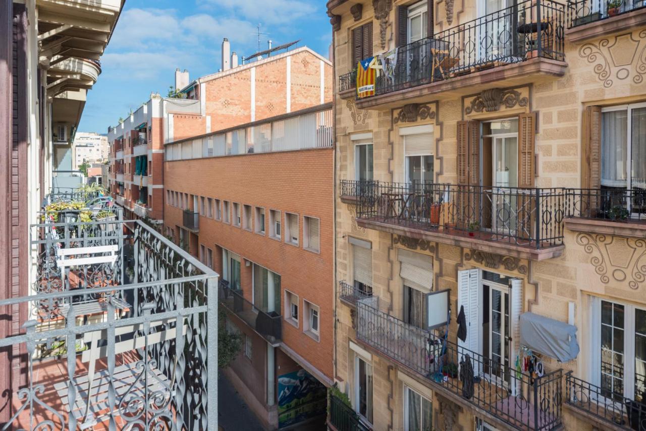 Homenfun Sants With Montjuic Views Barcelona