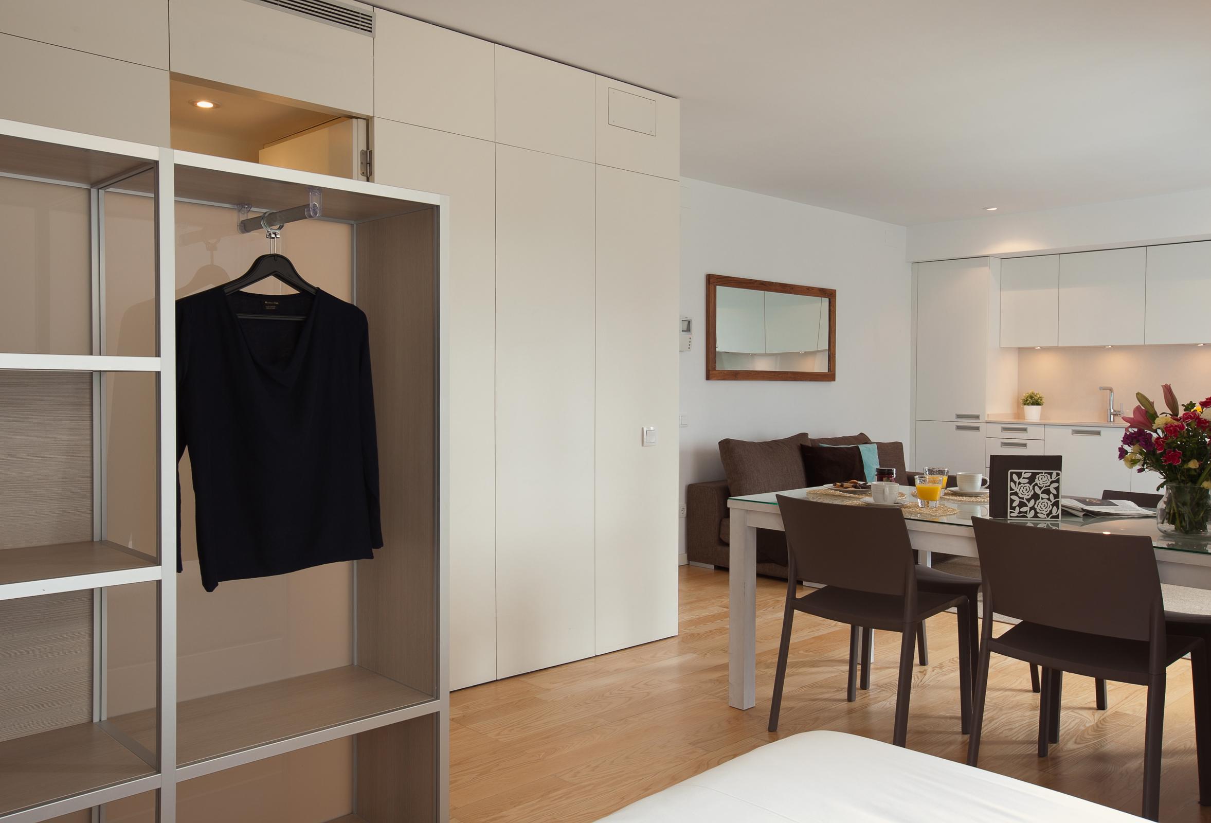 Lugaris Apartment *