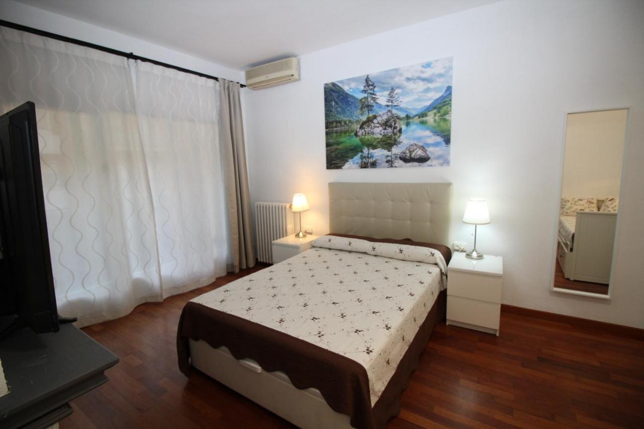Aribau 33 Bed and breakfast