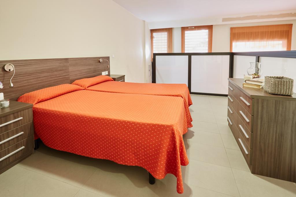 Exalt 21 Apartment