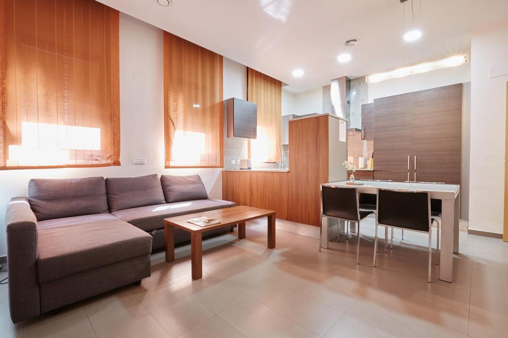 Apartment Exalt 21