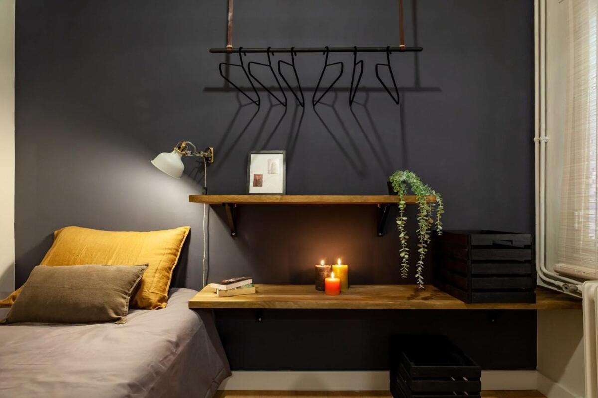 Plaza Catalunya Cozy 4 Bedroom Apartment