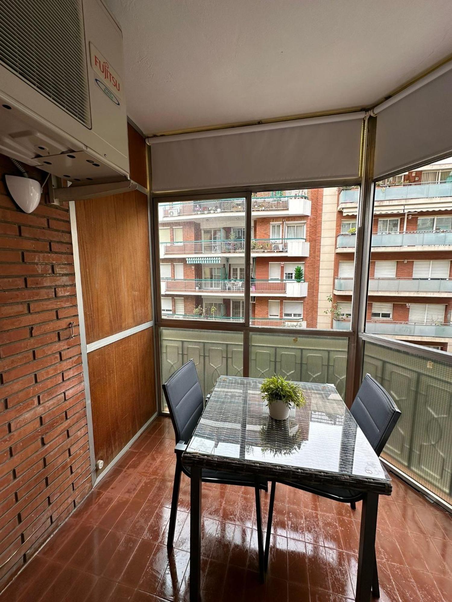 Aribau 33 Bed and breakfast Barcelona