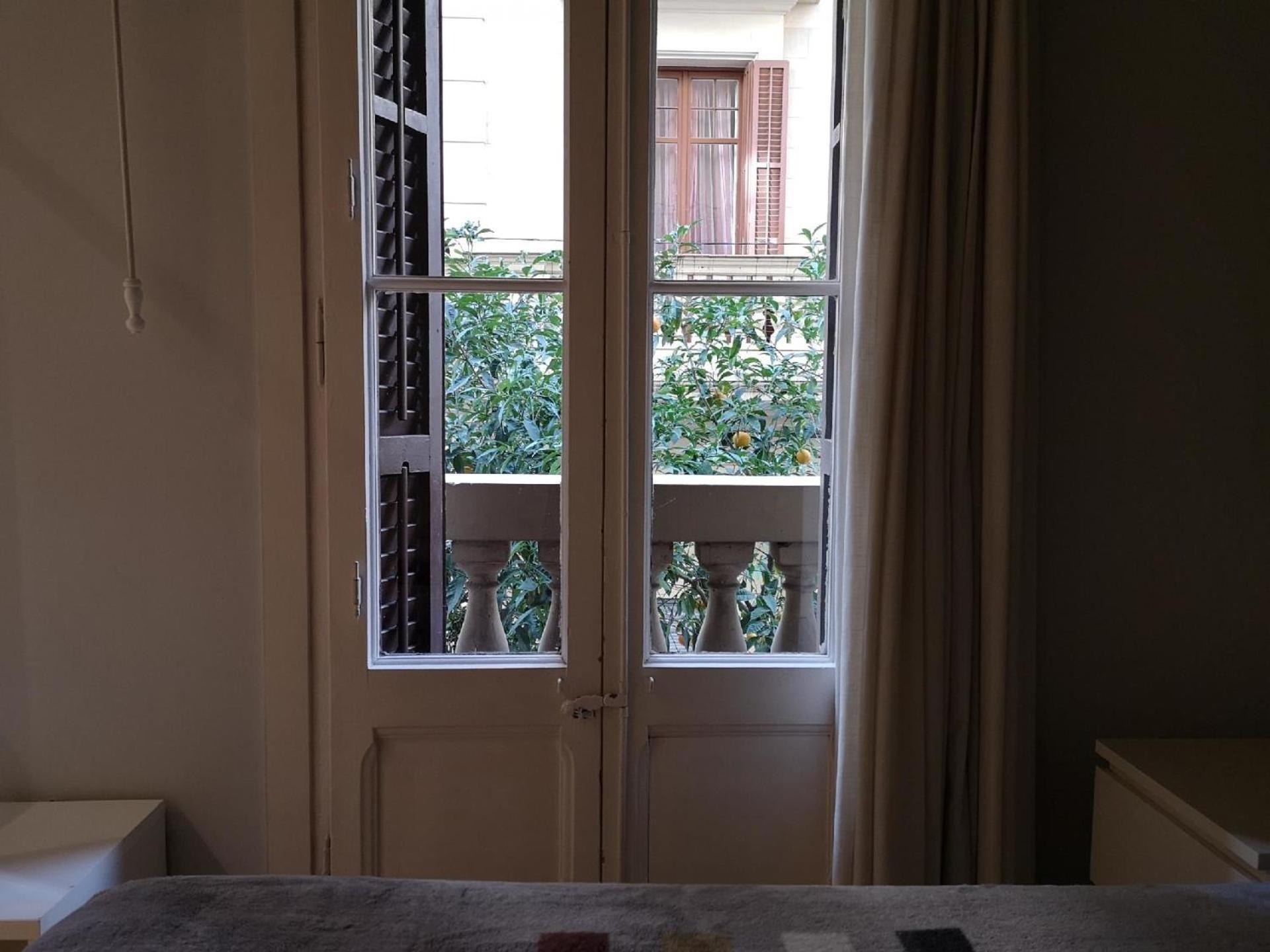 Apartment Fuer 3 Personen Ca 40 Qm In Barcelona-gracia, Costa Brava Costa Del Maresme