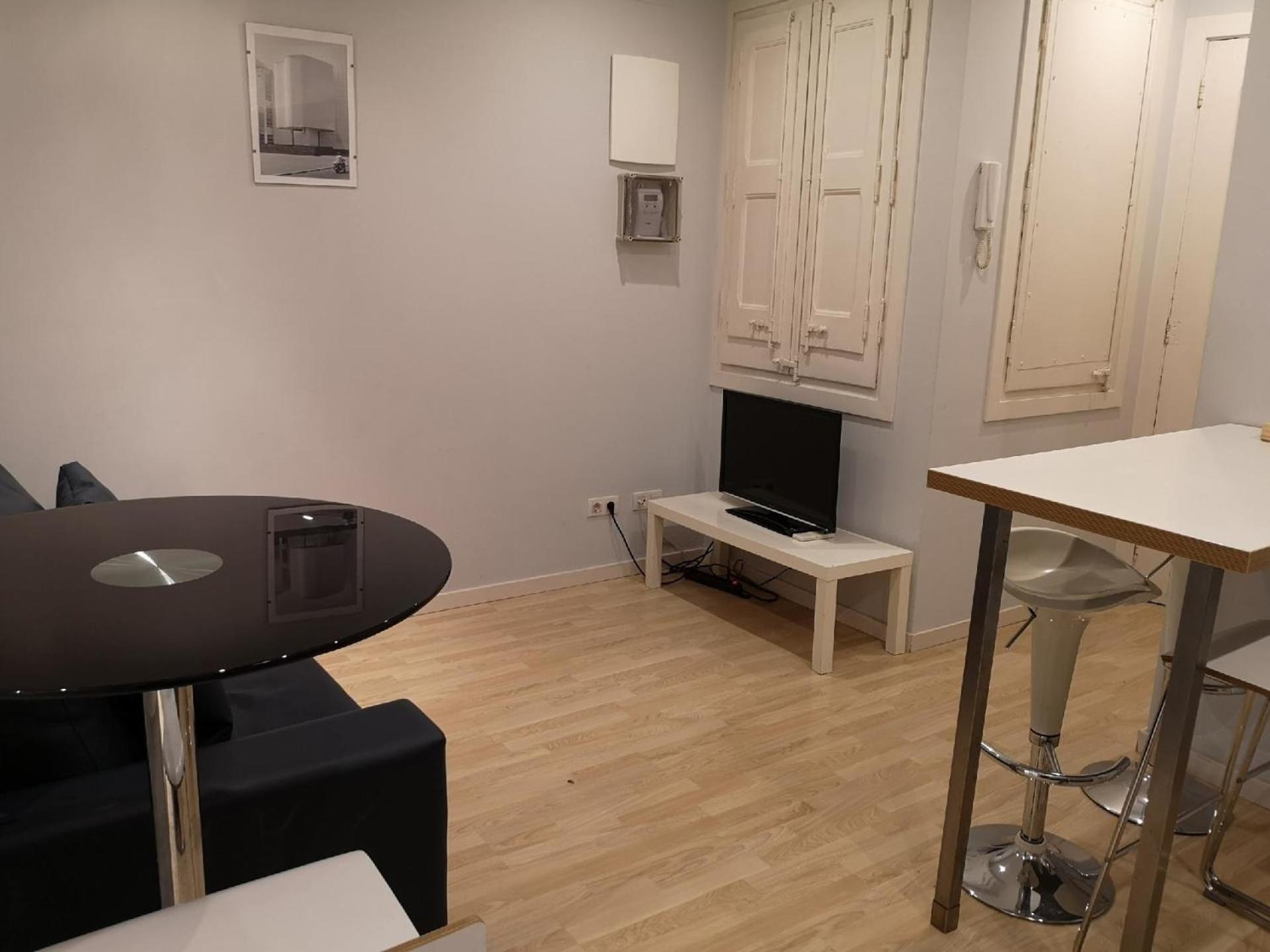 Apartment Fuer 3 Personen Ca 40 Qm In Barcelona-gracia, Costa Brava Costa Del Maresme