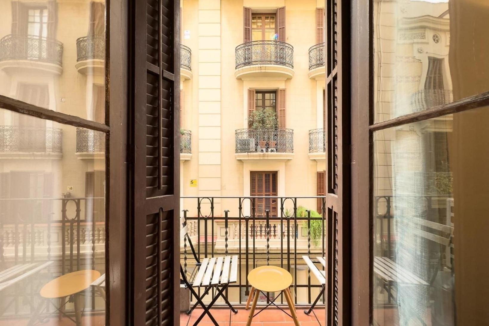 Apartment Fuer 3 Personen Ca 40 Qm In Barcelona-gracia, Costa Brava Costa Del Maresme Barcelona