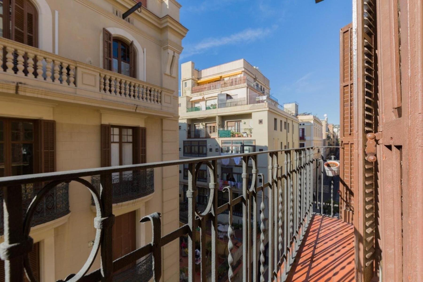 Apartment Fuer 3 Personen Ca 40 Qm In Barcelona-gracia, Costa Brava Costa Del Maresme Barcelona
