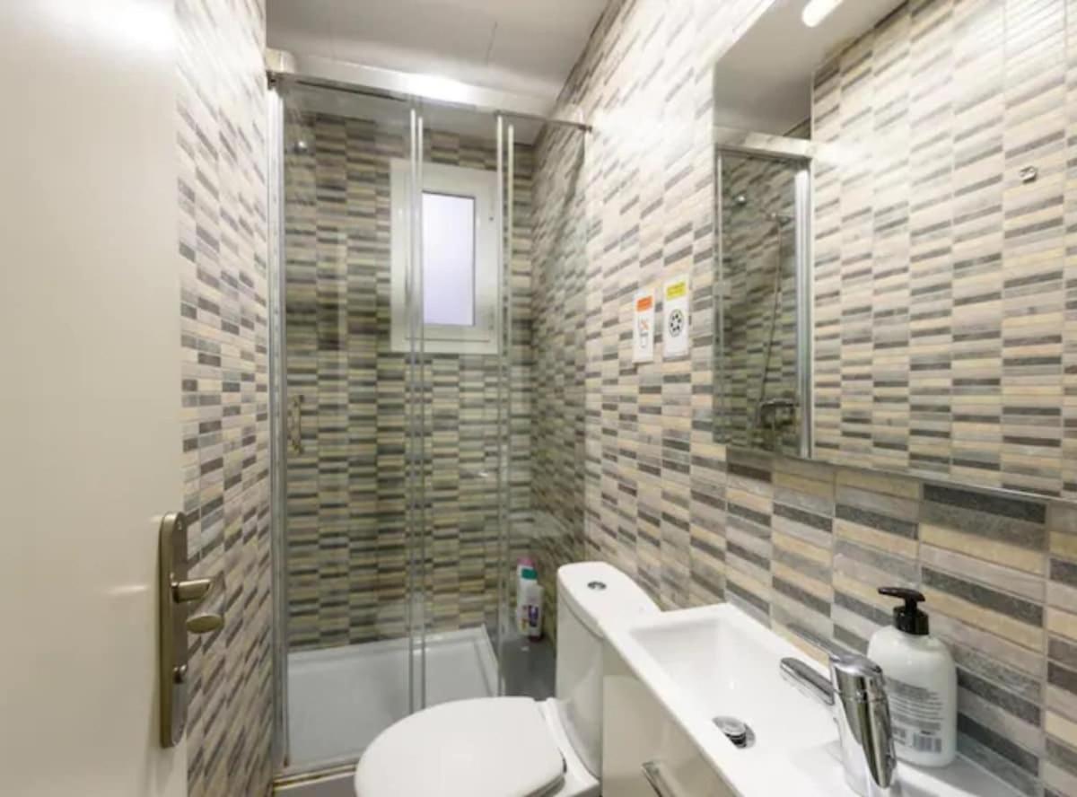 Ramblas Unique & Spacious Flat 4br Terrace 20m Ramblas Apartment Barcelona