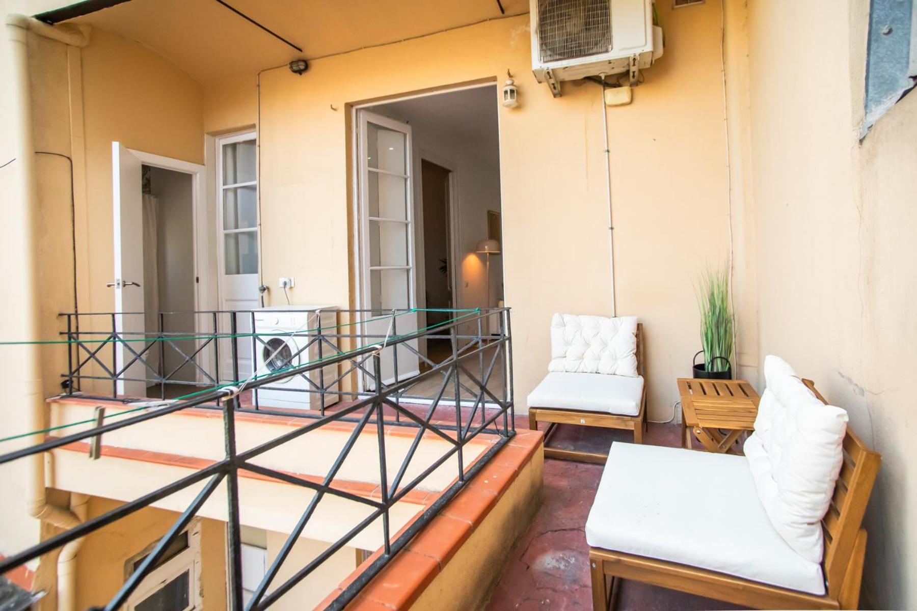 2esc1067 - Magnific 2br Flat In The Gothic Distric * Barcelona
