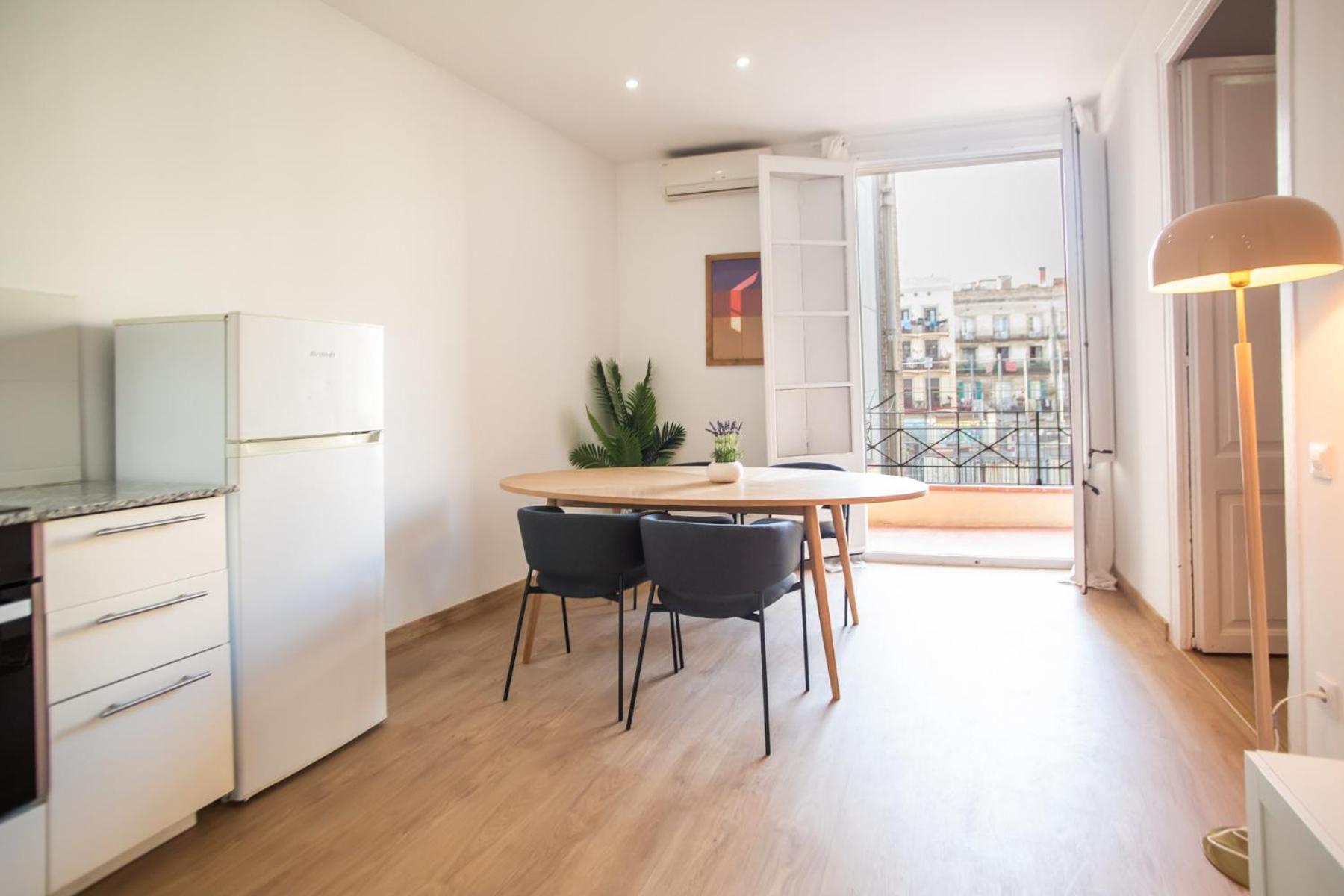 2esc1067 - Magnific 2br Flat In The Gothic Distric * Barcelona