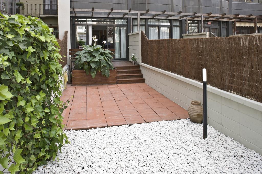 Flateli Lluria * Barcelona