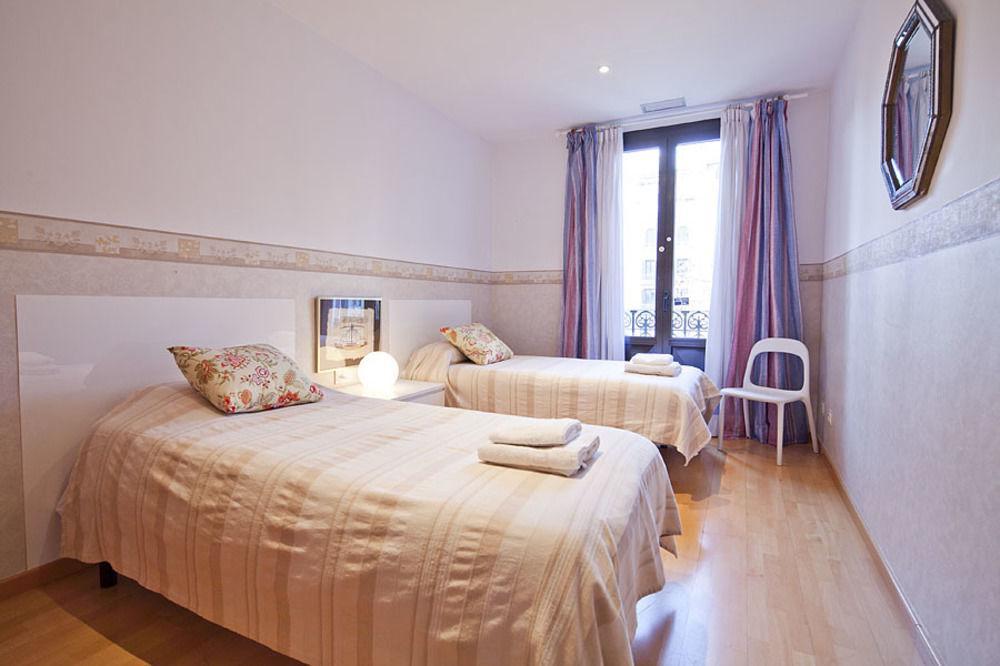Aspasios Gran Via Apartment