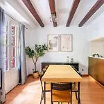 Pl Universitat Comfortable 3Bd With Private Patio