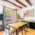 Pl Universitat Comfortable 3Bd With Private Patio
