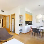 Gran Via City Center Apartment