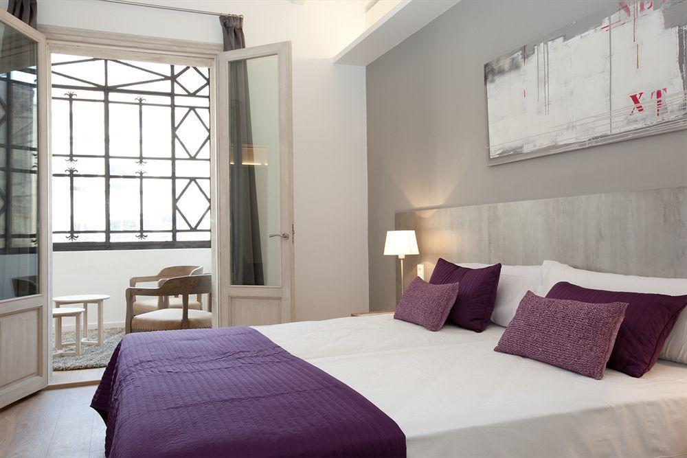 Rent Near Plaza De Catalunya Apartamento