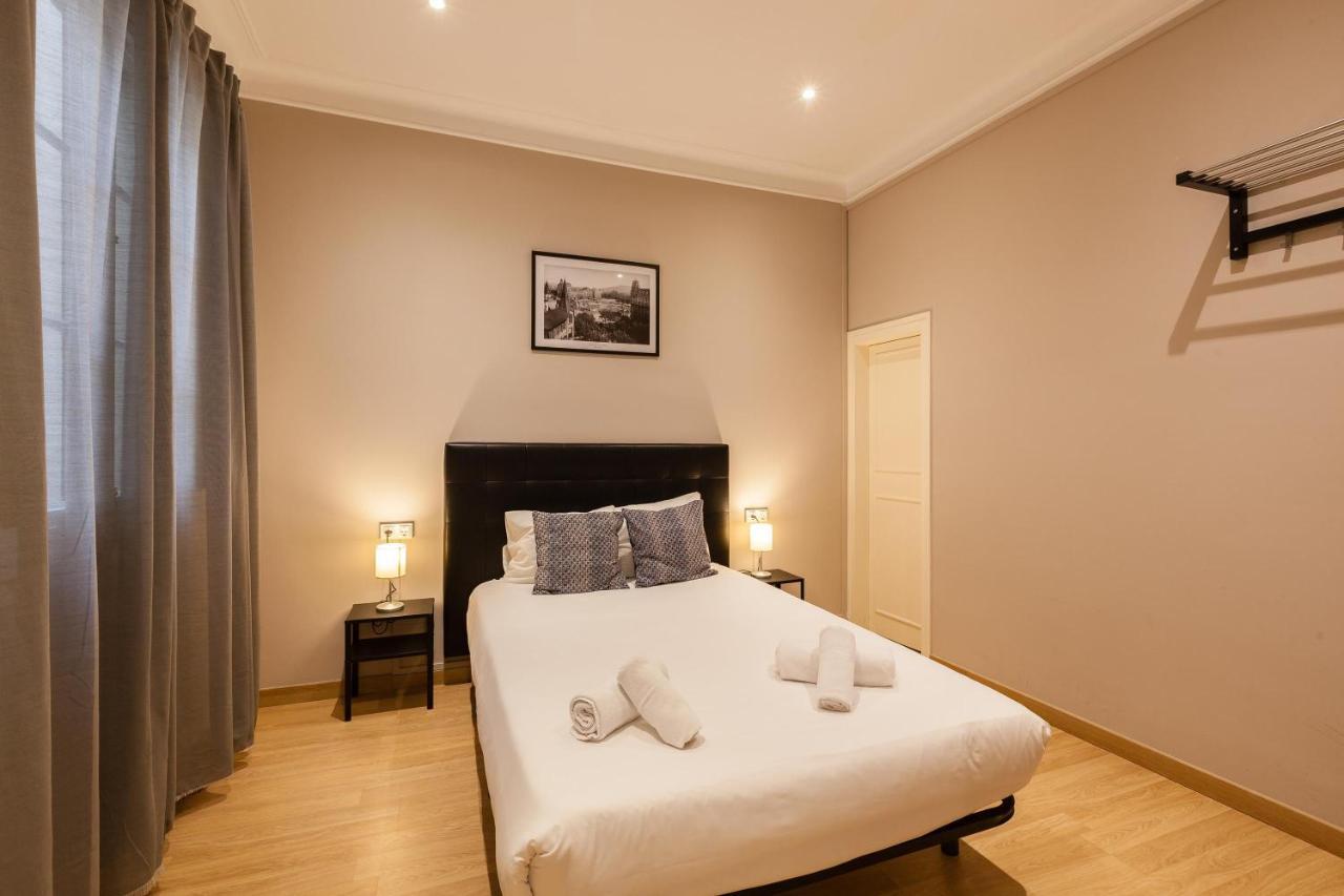 Key Bcn 4o1a 10p 5h Apartment Barcelona