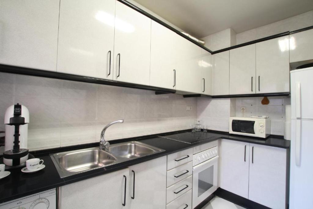 Apartamento Good Gran Via 3 Bedrooms *