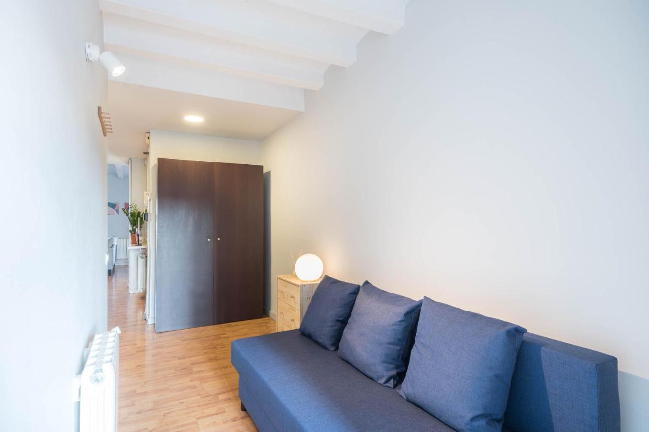 Fall In With Bcn In The Location Appartement *
