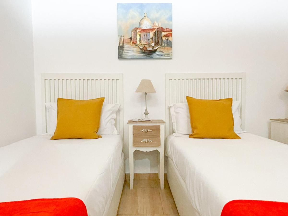 Coqueto Alojamiento Cercano A La Sagrada Familia Apartment *