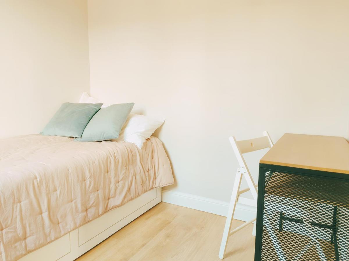 Aquamarine 2bd By The Sea Apartment Barcelona