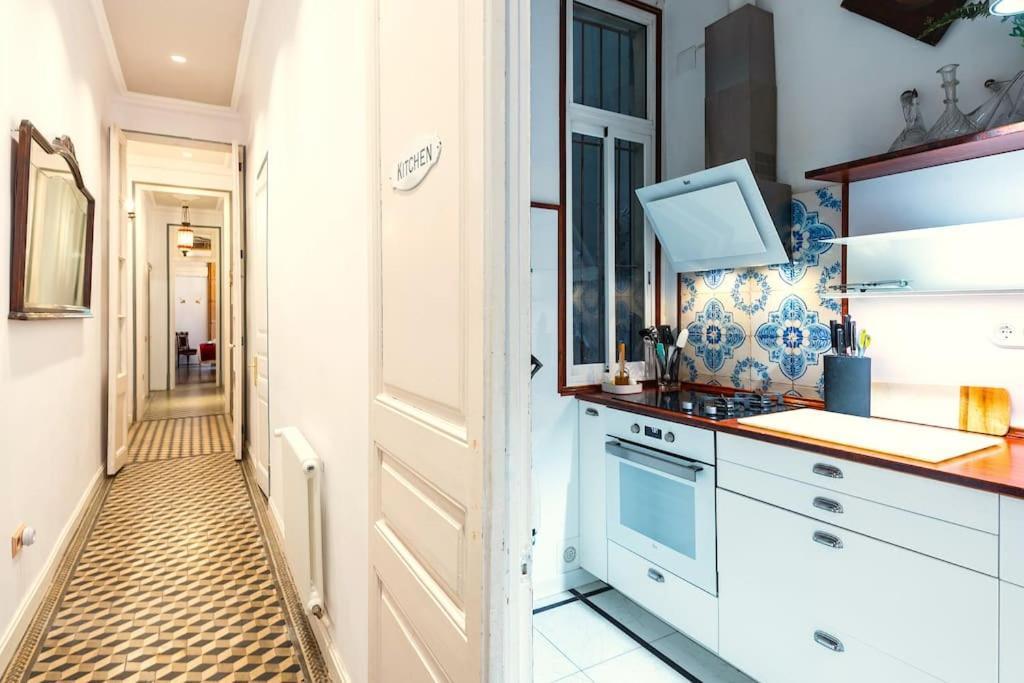 Large Patio 4 Bedrooms 4 Bathrooms Of Which 3 En-suite Apartment Barcelona