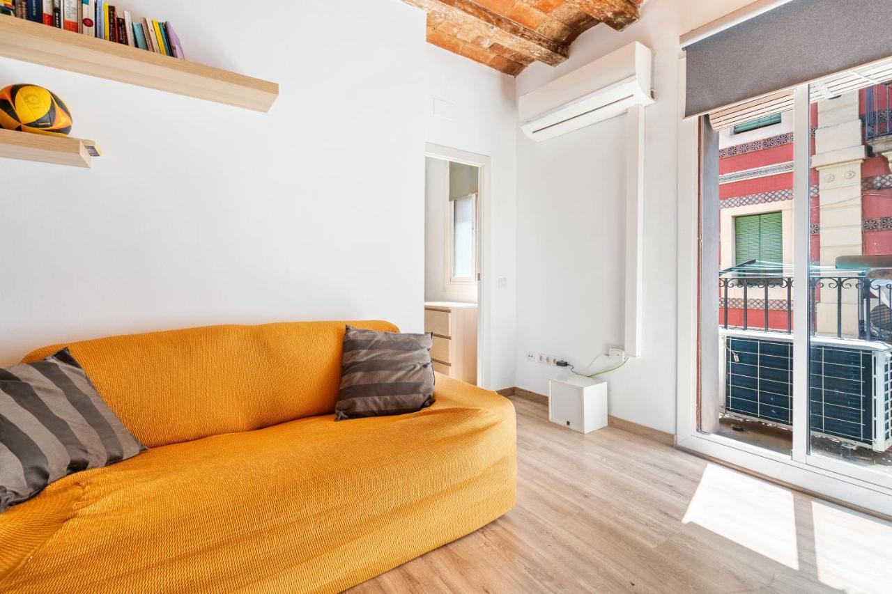 Apartment Beachside Bliss Charming 1-bedroom, Barceloneta *