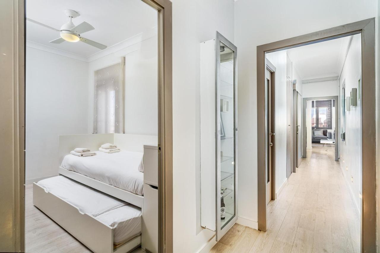 Stunning 2-bedroom With Two Terraces