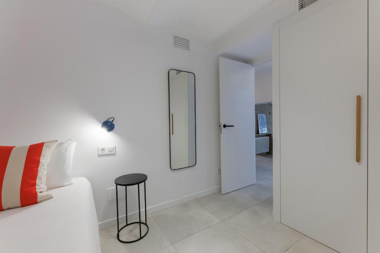 Stylish Near Placa Espana Apartment