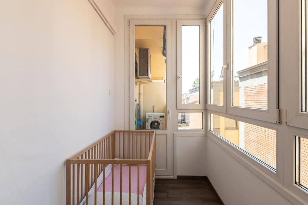 Centric And Spacious, Excellent For Families Apartment Barcelona