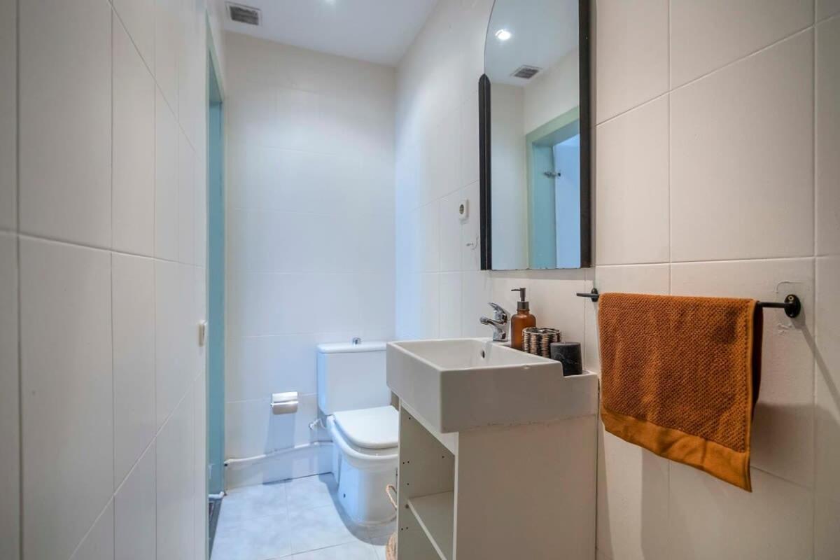 Elegant 4 Bedrooms 3 Bathrooms Catalan Apartment *