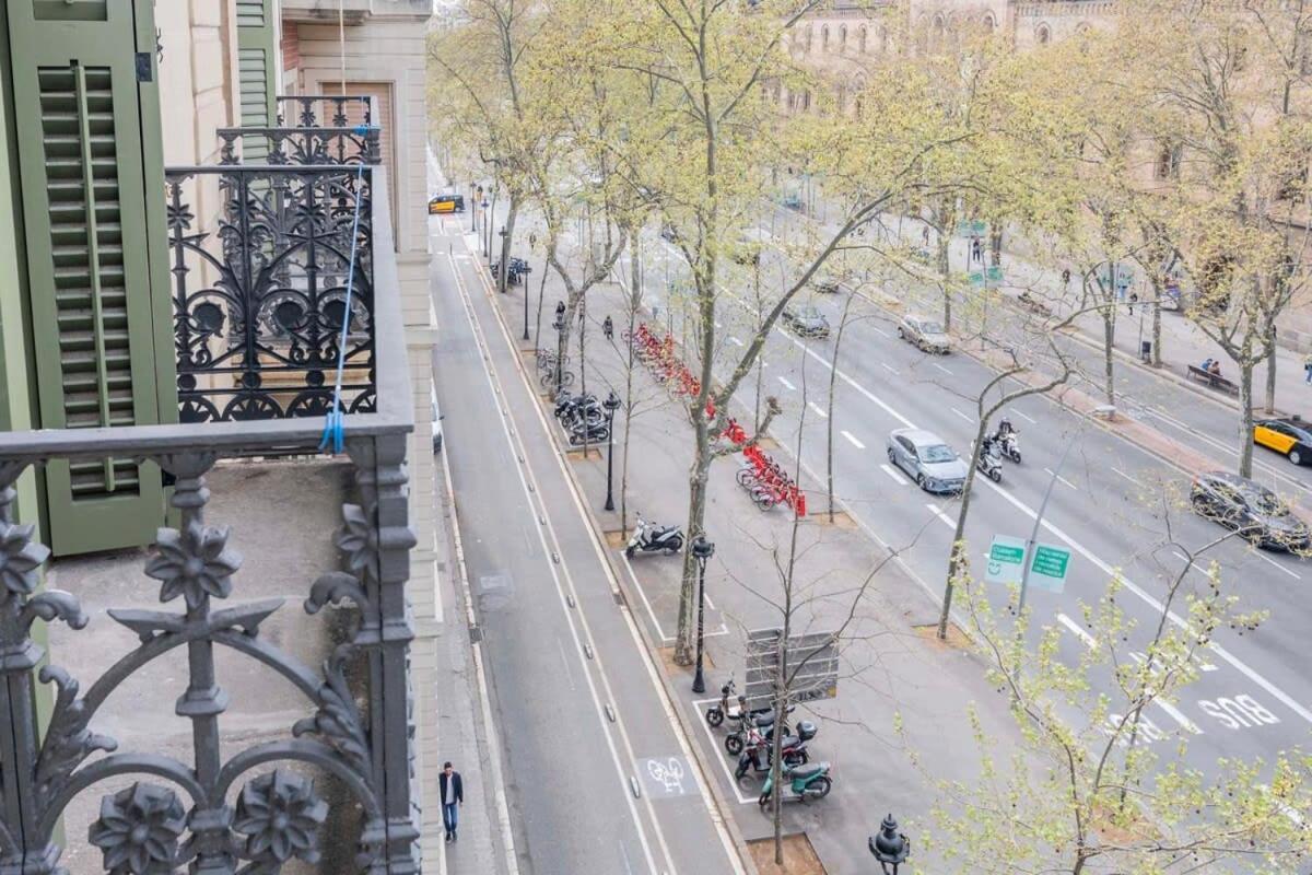 Exclusive Paseo De Gracia 5bd 5bth With Terrace *