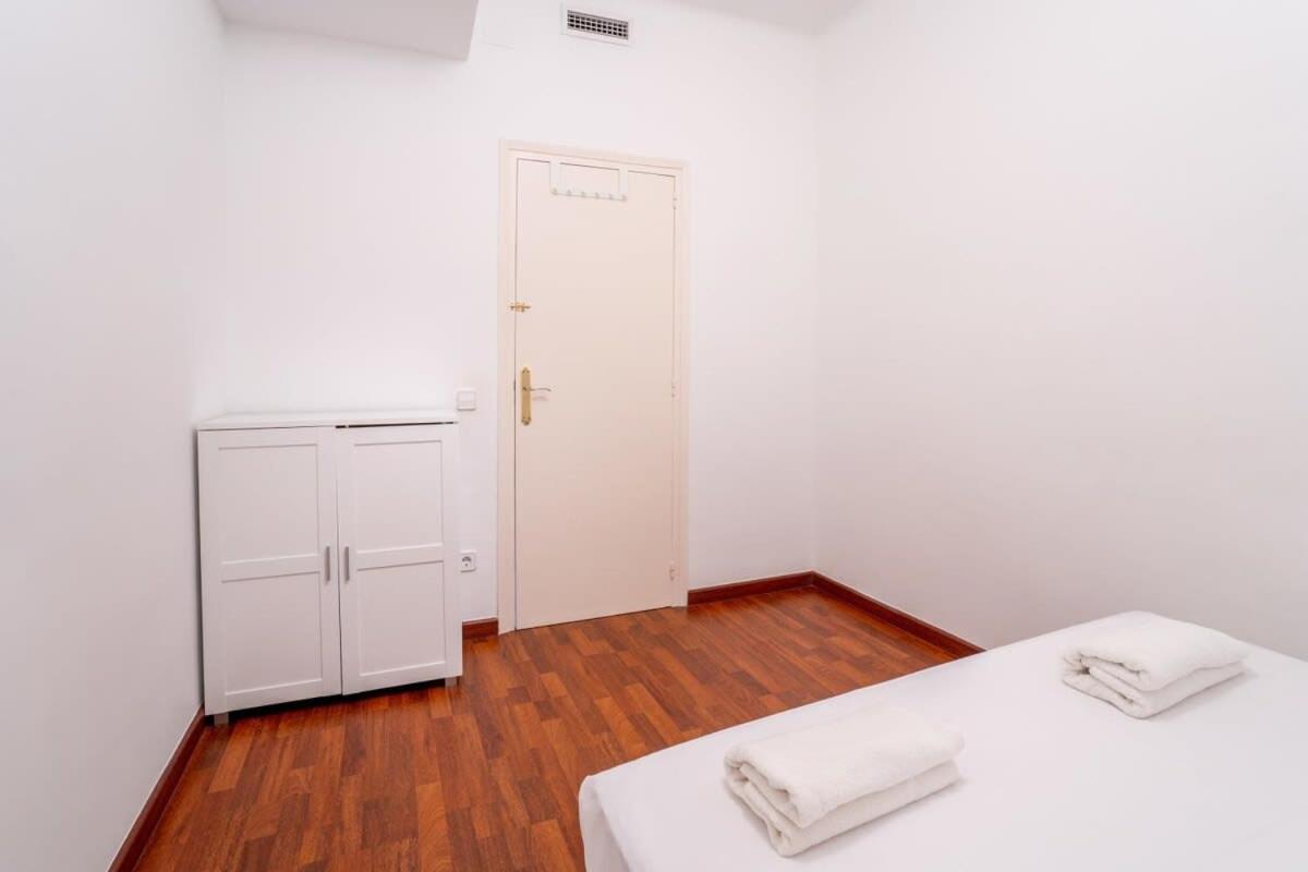 Apartamento Eixample - Bright And Modern 4bd Only For Families Or Business Groups