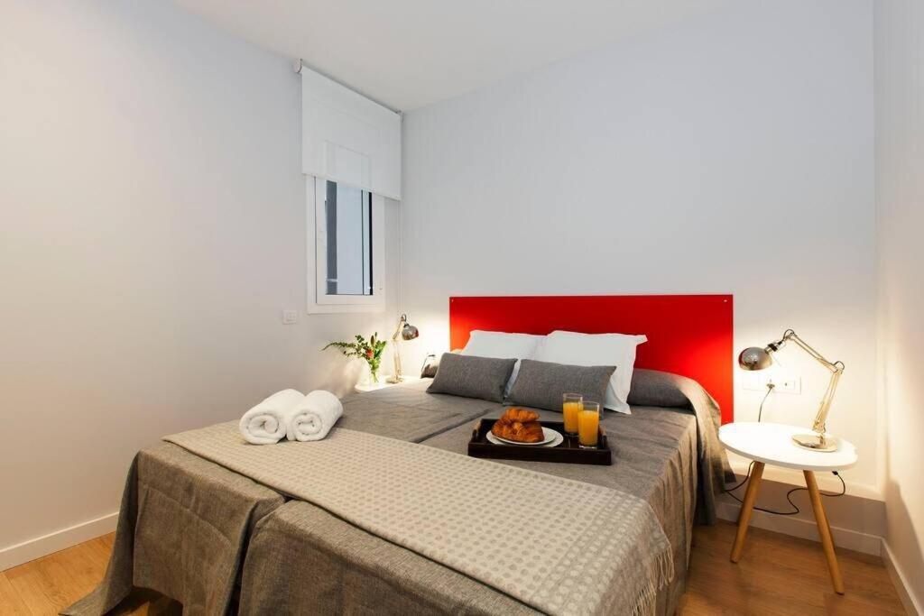 Perfectly Located 4bed 4bath In Eixample