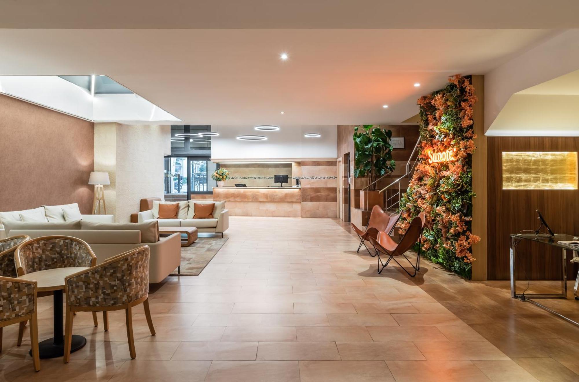 Petit Palace Eixample Hotel 4*