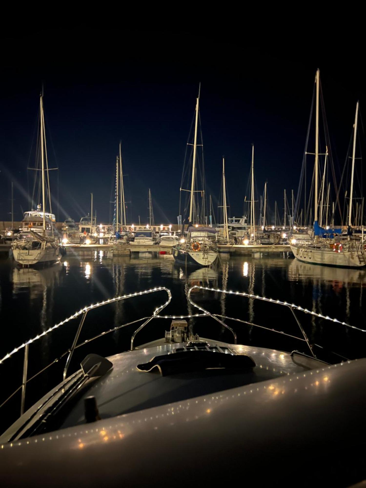 Cosy And Homey Houseboat Castelldefels Botel Barcelona