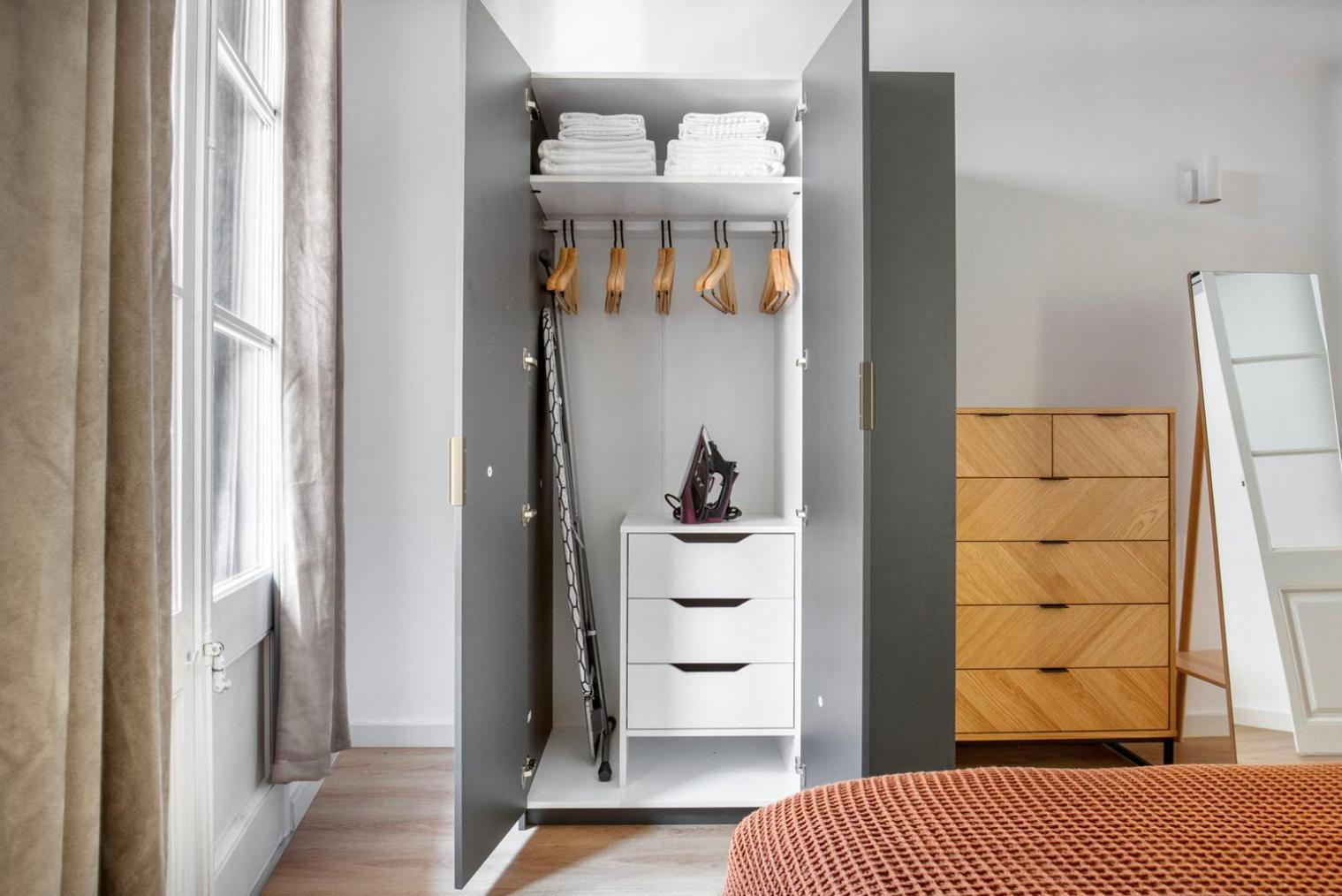Blueground Sarria Nr Old Town Bcn-103 Apartamento