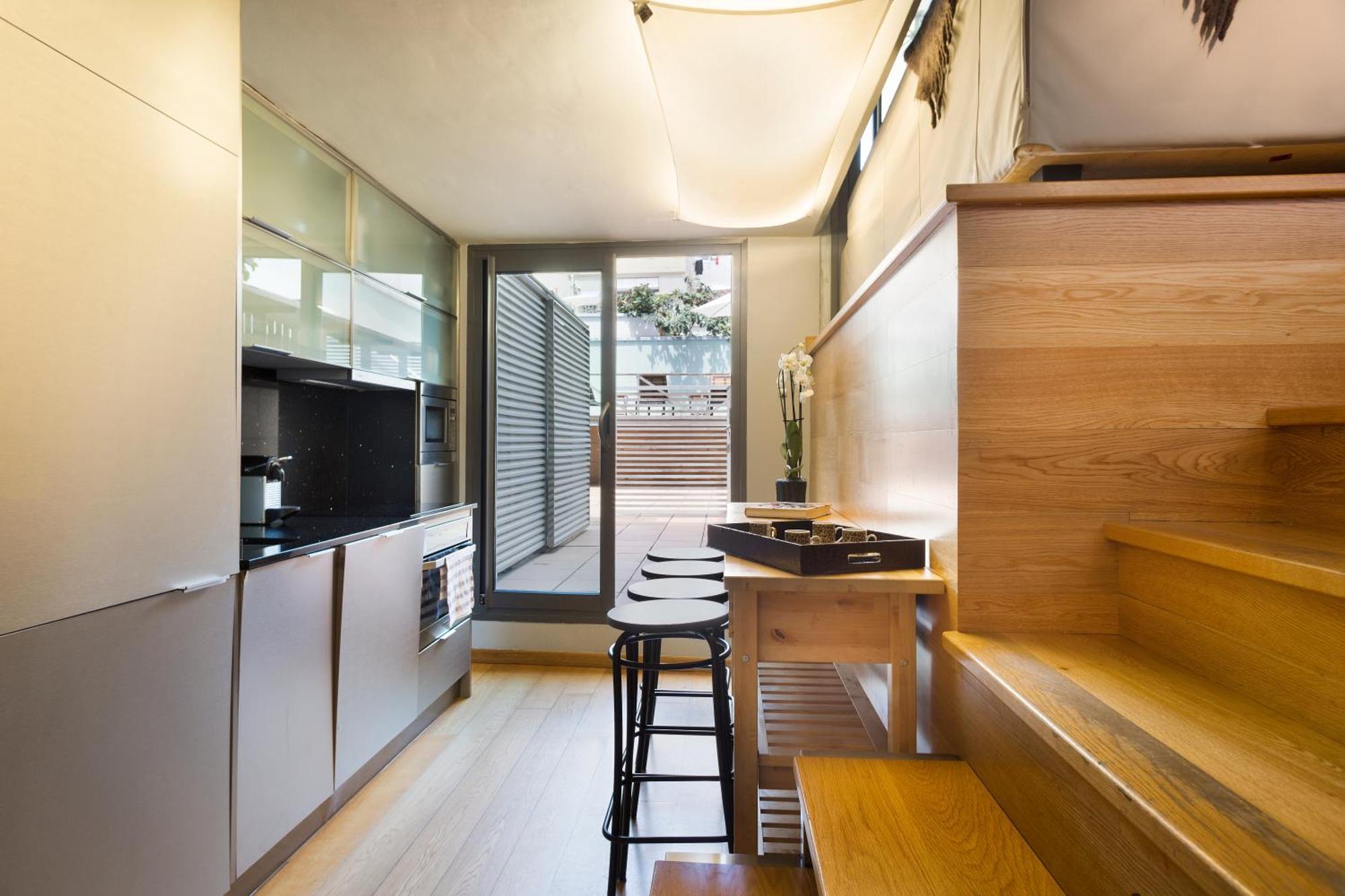 My Space Emirates - Bright In Gracia With Shared Pool Apartamento *