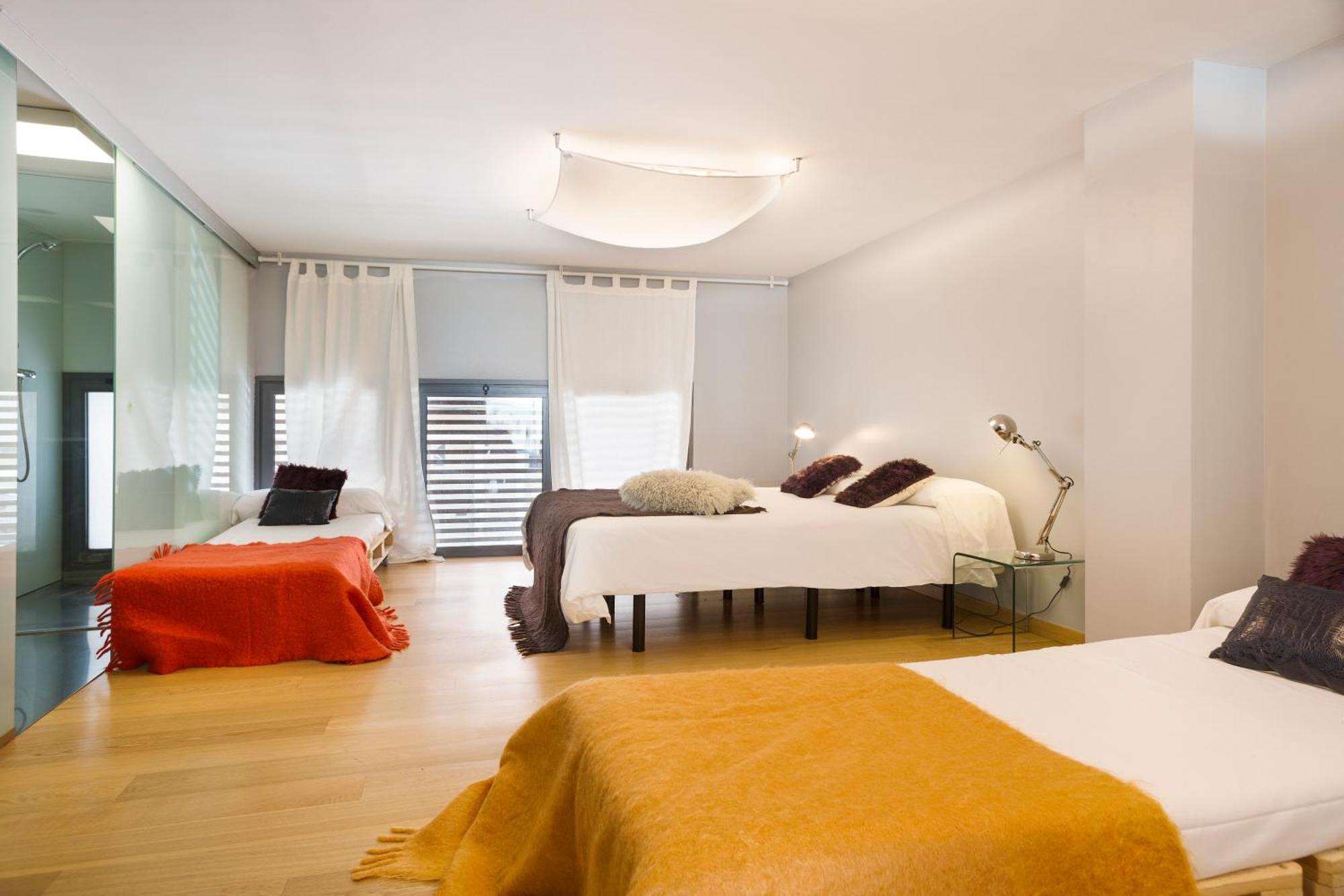 Apartamento My Space Emirates - Bright In Gracia With Shared Pool *