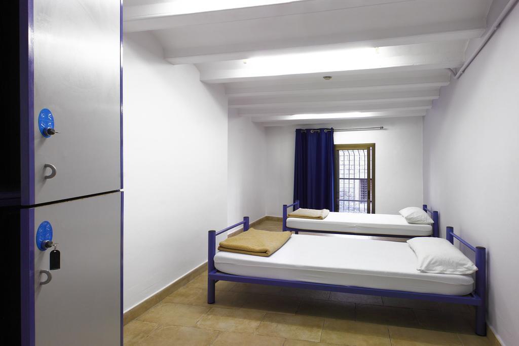 Guest house Center-ramblas Barcelona
