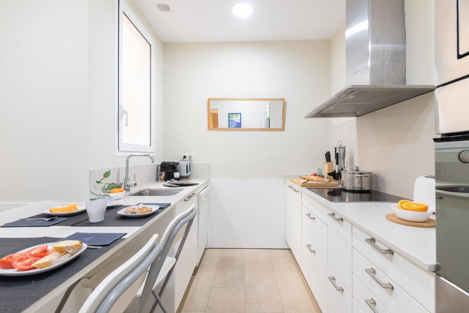 My Space - Spacious And Modern Near The Hospital Clinic Apartamento Barcelona