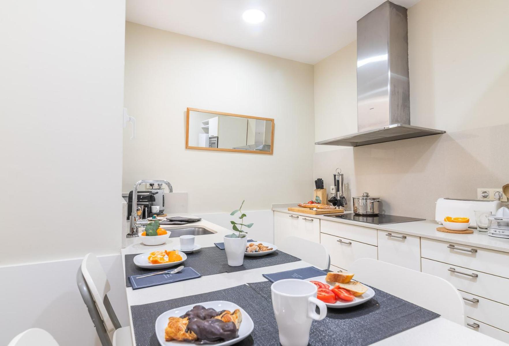 My Space - Spacious And Modern Near The Hospital Clinic Apartamento