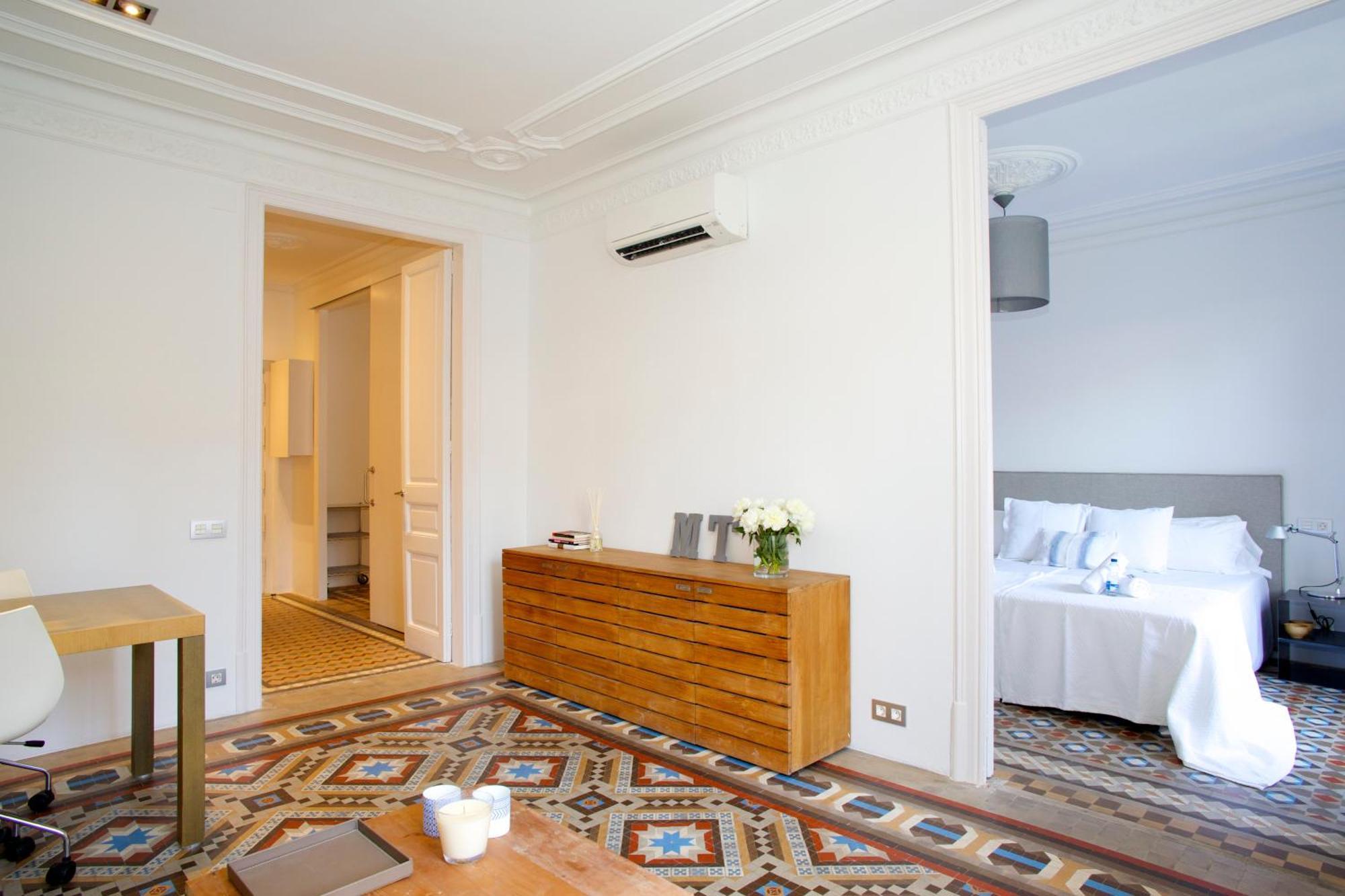 Barcelonaforrent The Claris Suites I