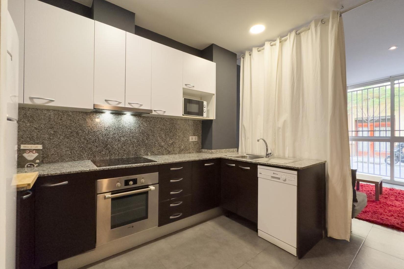 Ainb Sants Appartement Barcelona