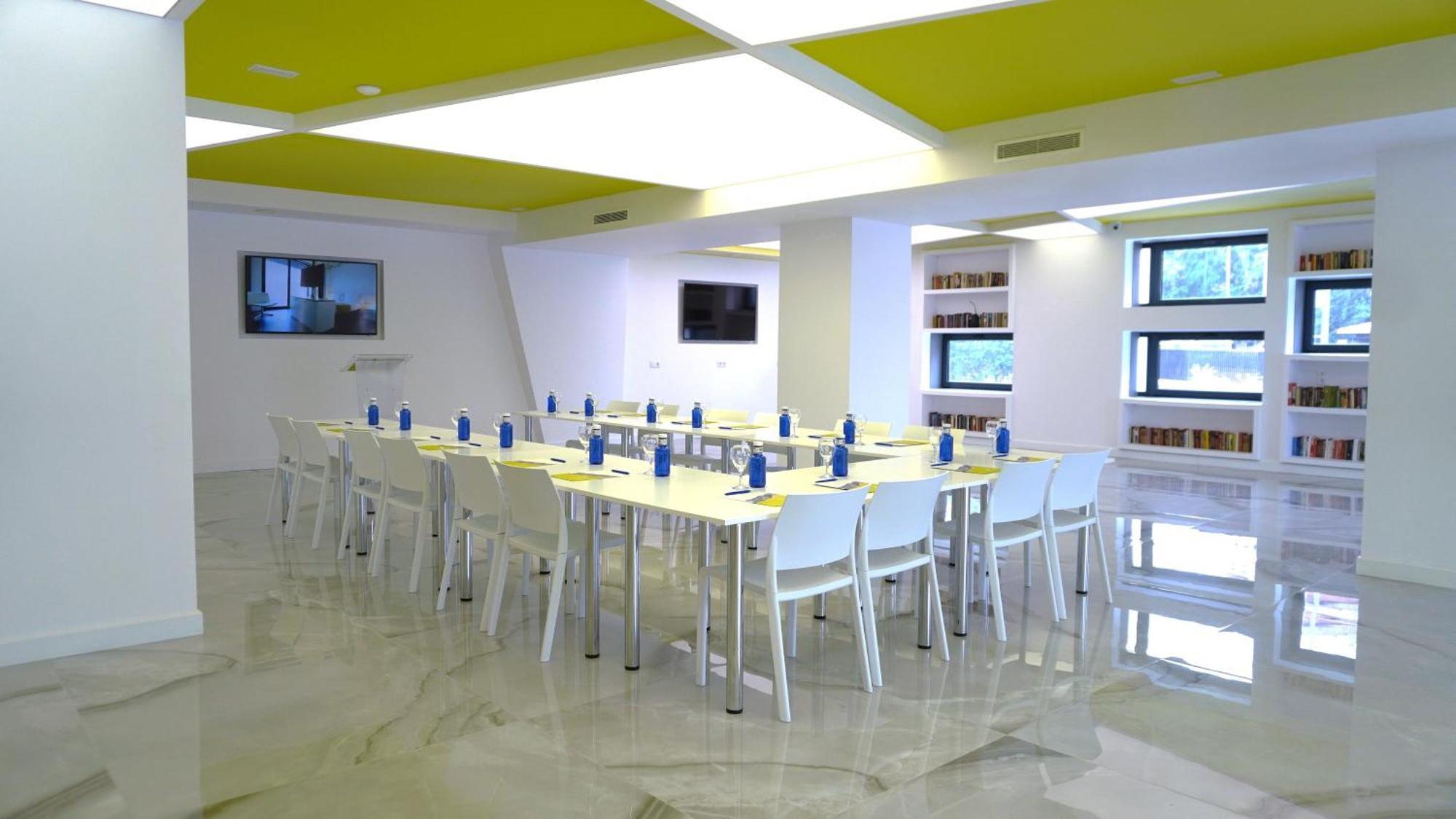 Cosmo Sants Apartment *