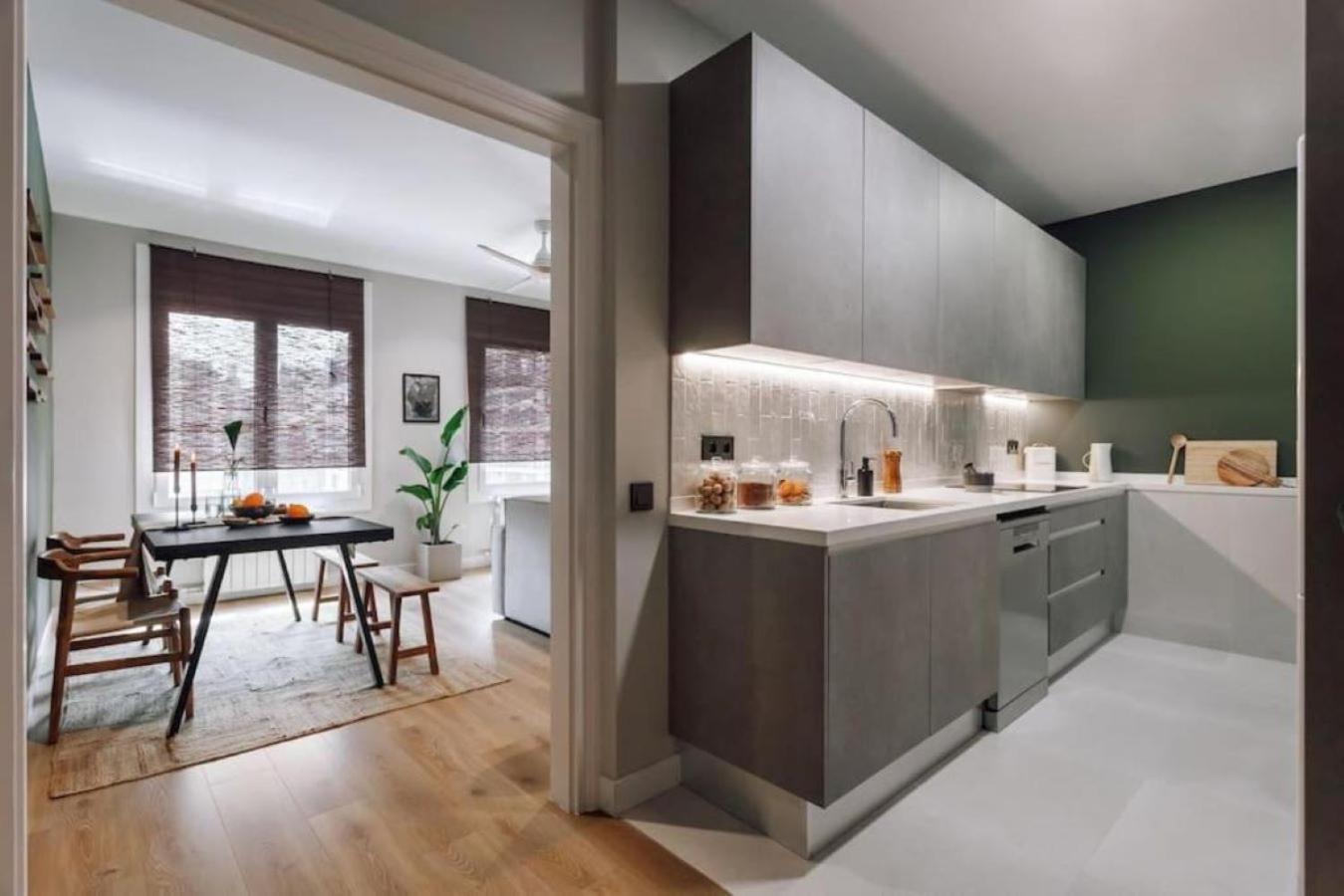 Appartement Songe - 2 Bedroom In Eixample Esquerra Barcelona