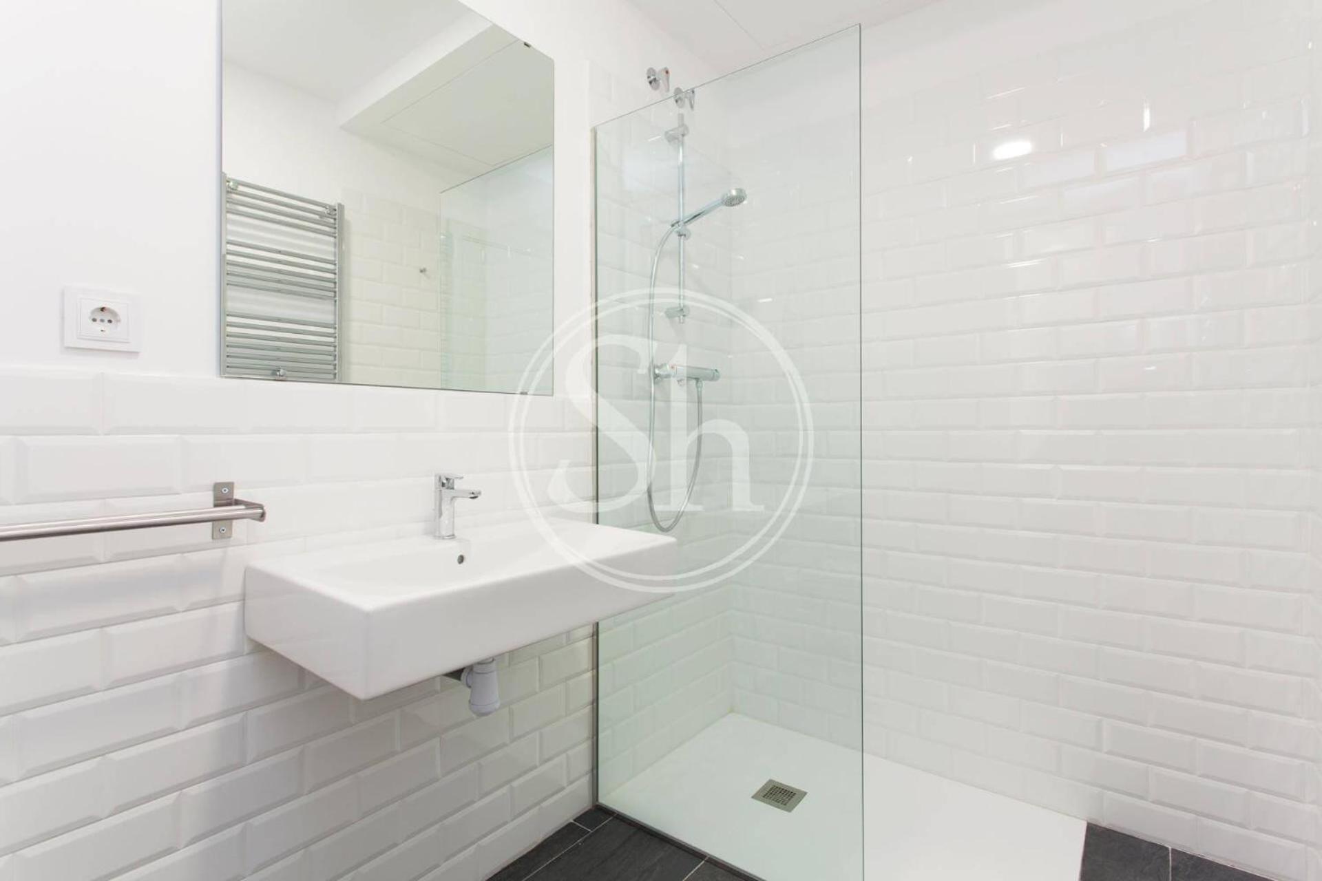 Moderno Y Bonito Apartamento En Urgell Appartement Barcelona