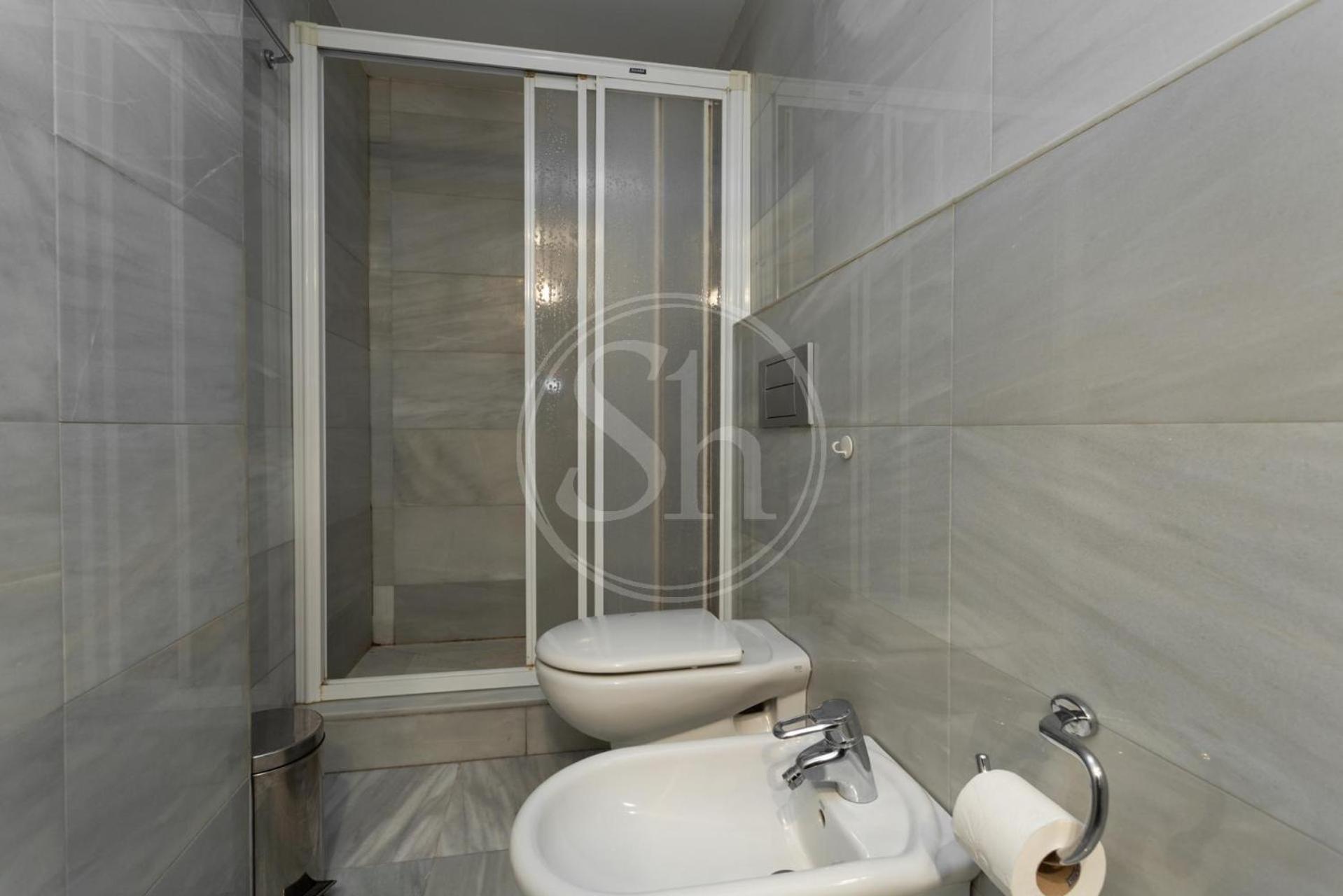 Comodo En Rambla Cataluna Apartment